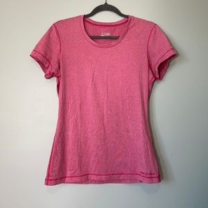 Under Armour Fitted Heat Gear Tee Shirt